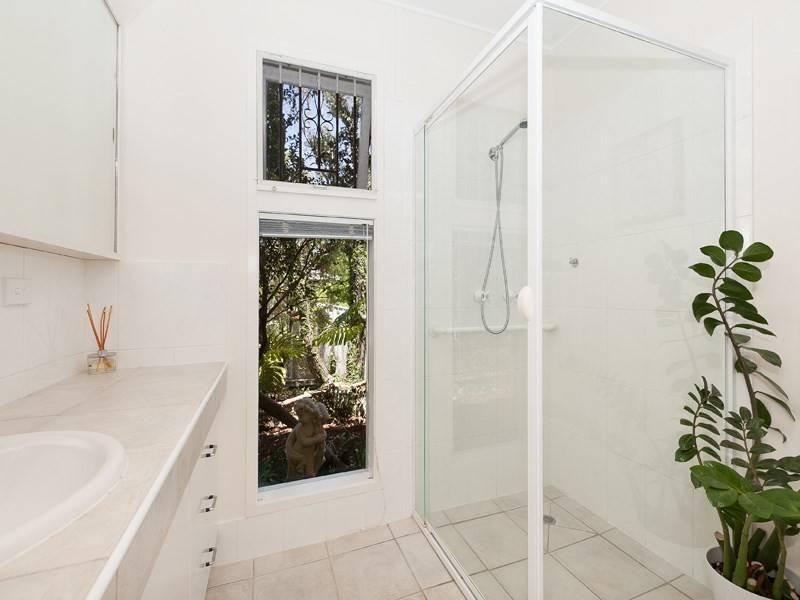 46 Blackstone Street, Indooroopilly QLD 4068