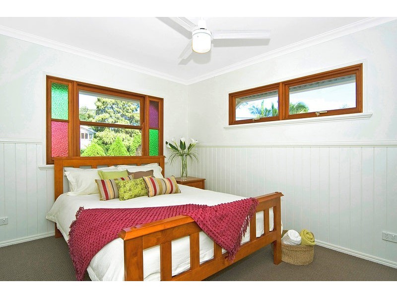 67 William Terrace, Oxley QLD 4075