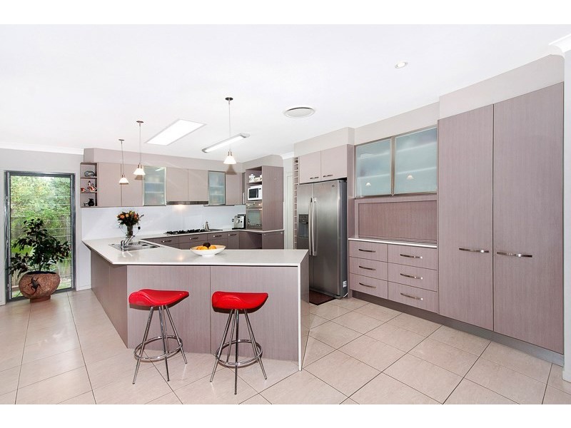 116 Lynne Grove Avenue, Corinda QLD 4075