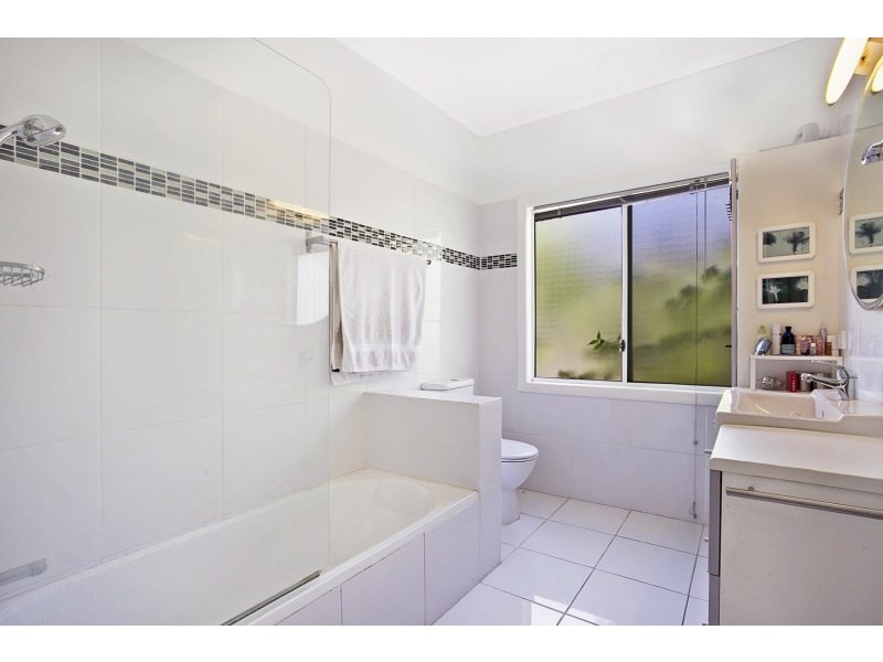 56 Bayford Street, Oxley QLD 4075