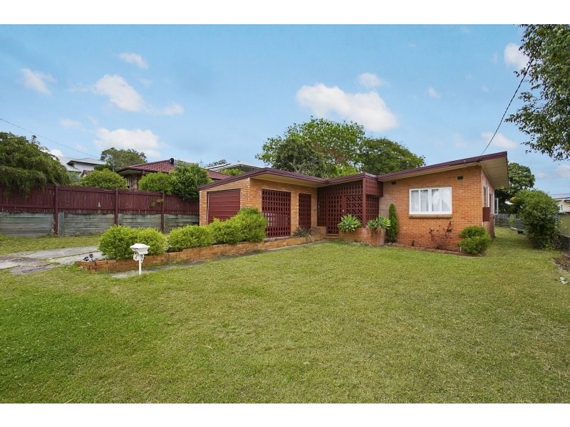 61 Walker Street, Corinda QLD 4075
