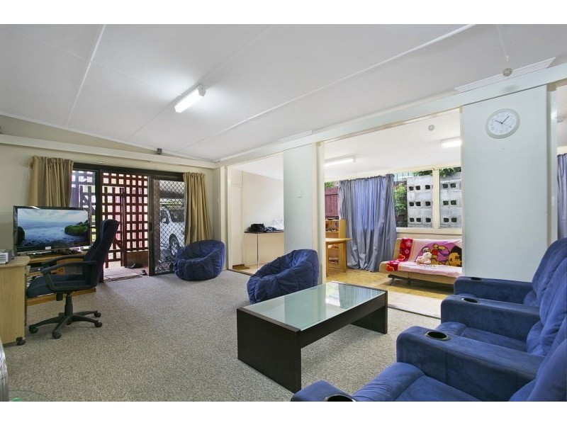 61 Walker Street, Corinda QLD 4075