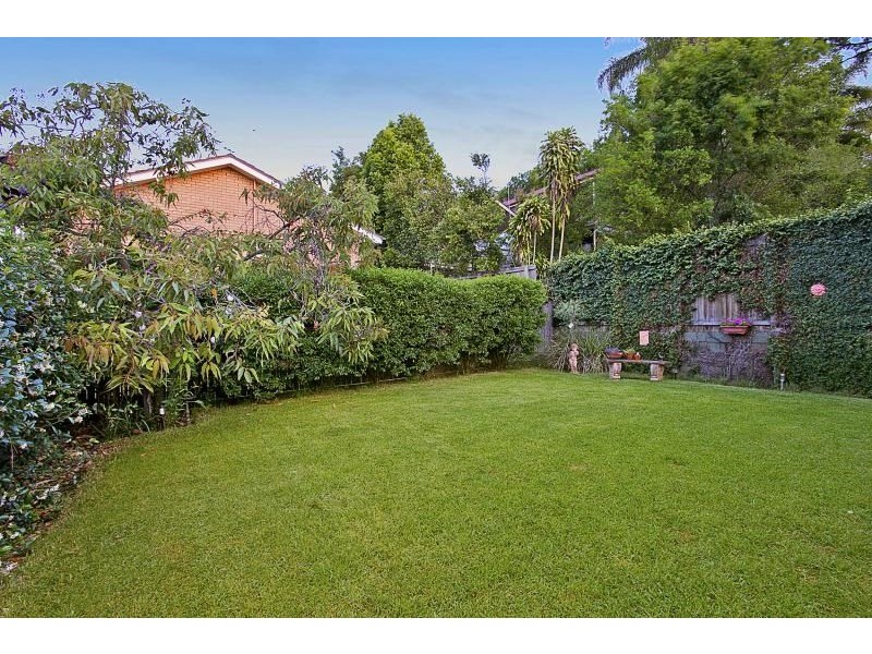 56 Robertson Street, Sherwood QLD 4075