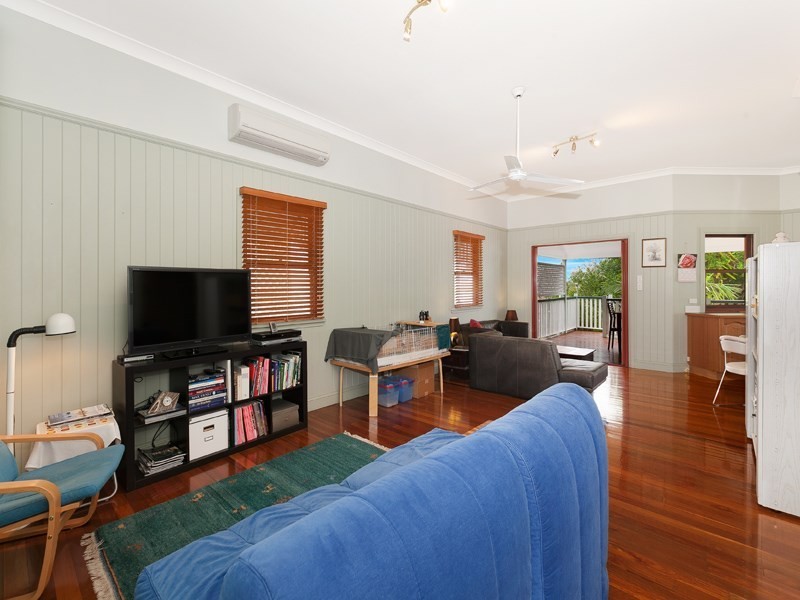 38 Central Avenue, Sherwood QLD 4075