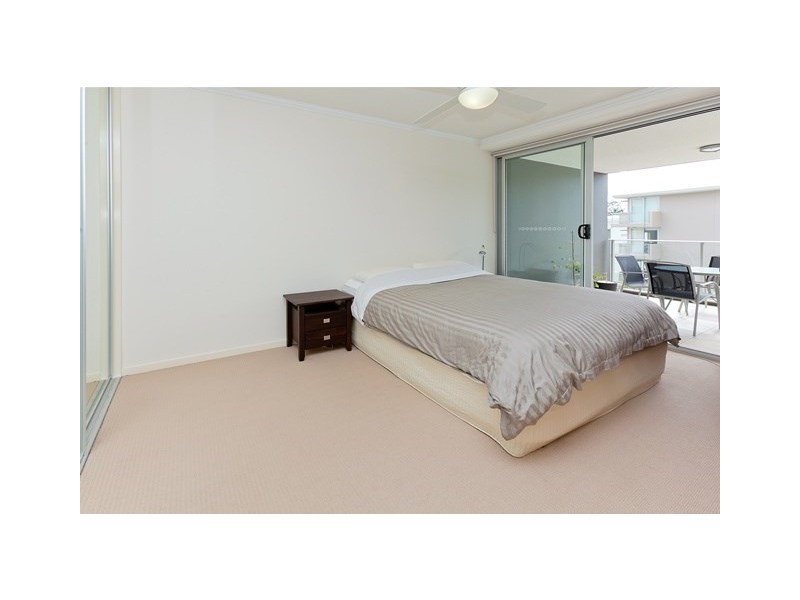 46/95 Clarence Road, Indooroopilly QLD 4068