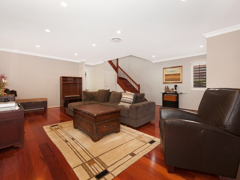 279 Verney Road East, Graceville QLD 4075