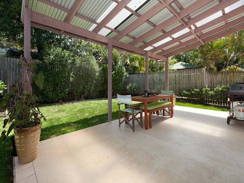 279 Verney Road East, Graceville QLD 4075