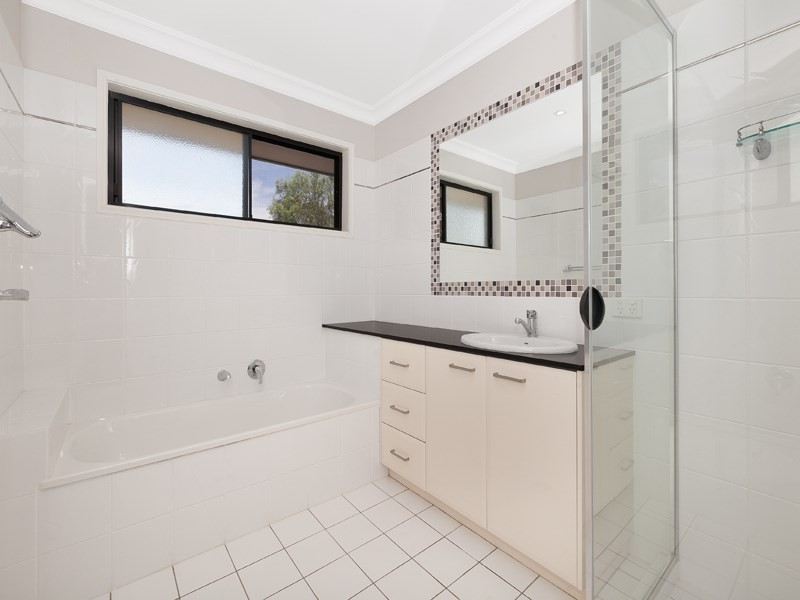 279 Verney Road East, Graceville QLD 4075