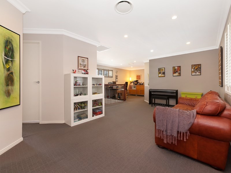 279 Verney Road East, Graceville QLD 4075