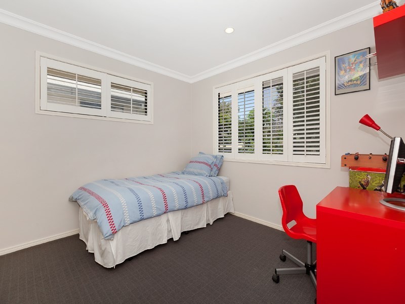 279 Verney Road East, Graceville QLD 4075