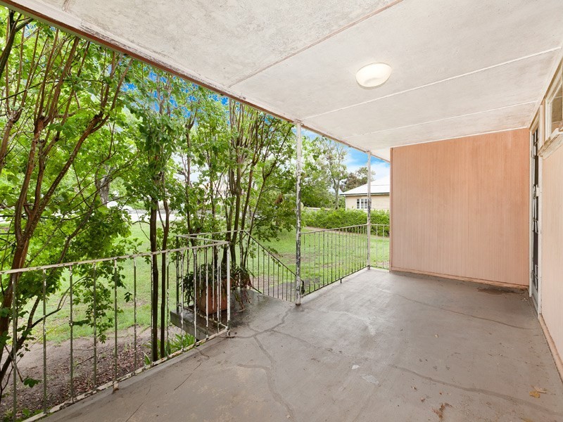 834 Oxley Road, Corinda QLD 4075