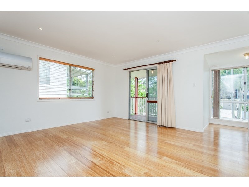 22 Aldersgate Street, Oxley QLD 4075