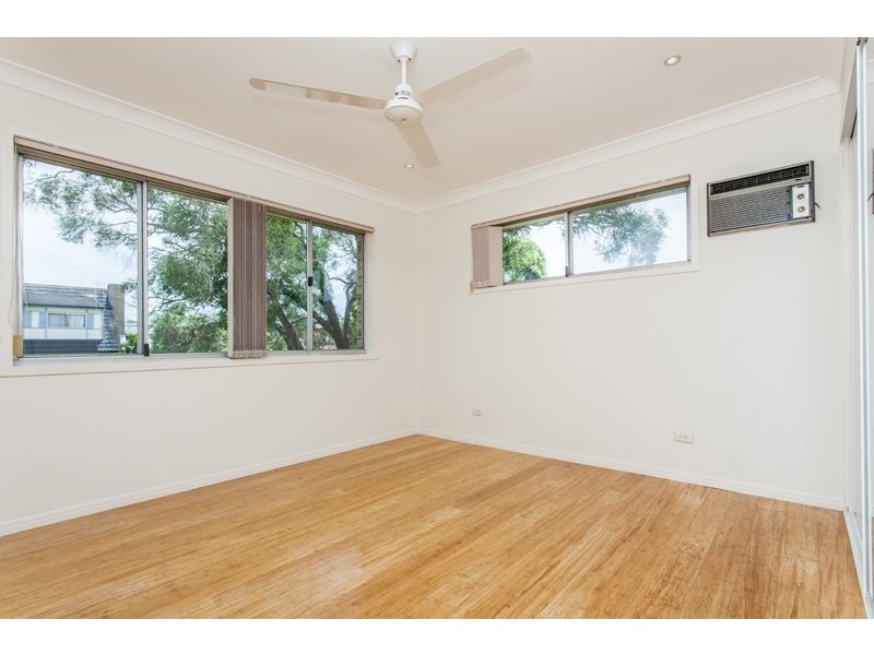 22 Aldersgate Street, Oxley QLD 4075