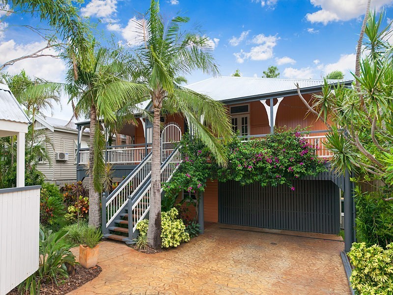 15 Wattle Avenue, Yeerongpilly QLD 4105