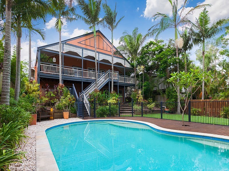 15 Wattle Avenue, Yeerongpilly QLD 4105