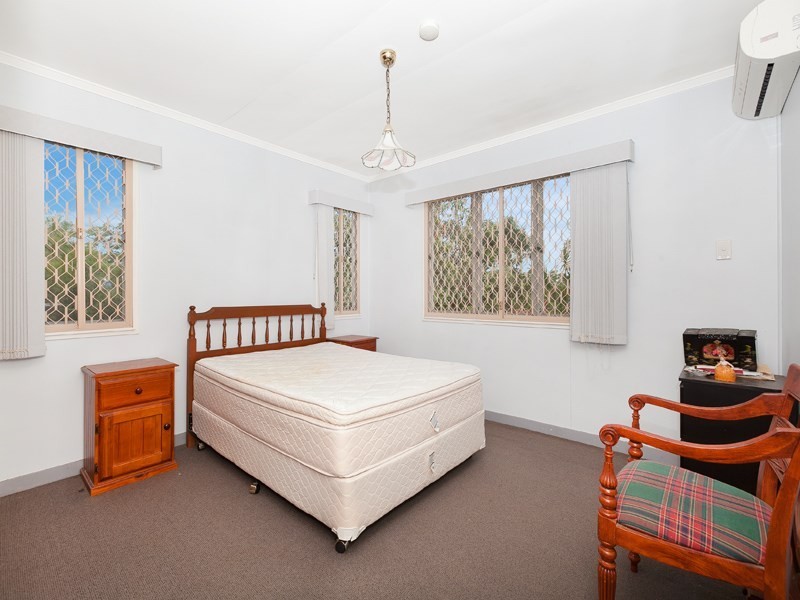 39 Muirlea Street, Oxley QLD 4075