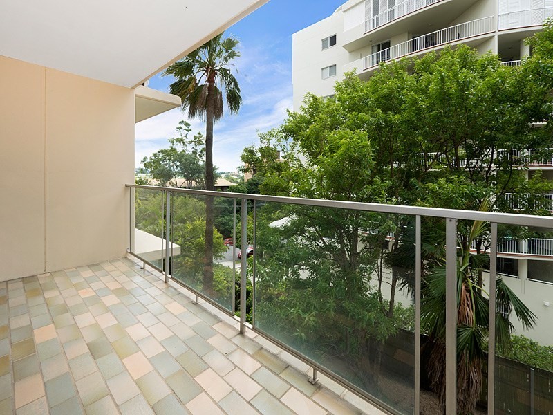 18/24 Dunmore Terrace, Auchenflower QLD 4066