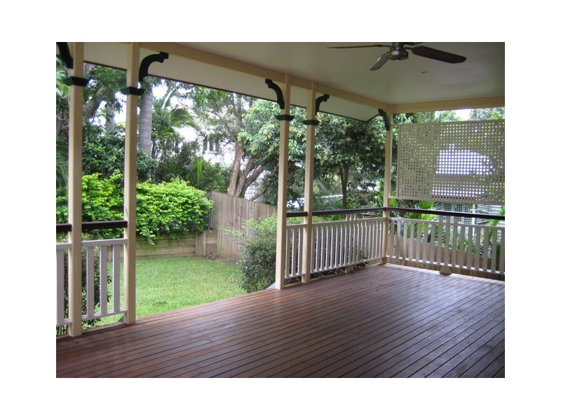 5 Victoria Avenue, Chelmer QLD 4068