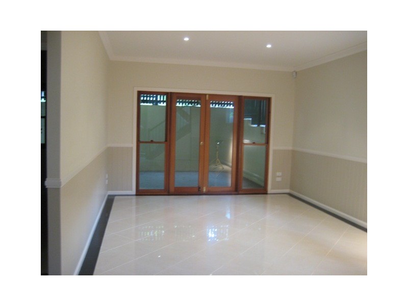 5 Victoria Avenue, Chelmer QLD 4068