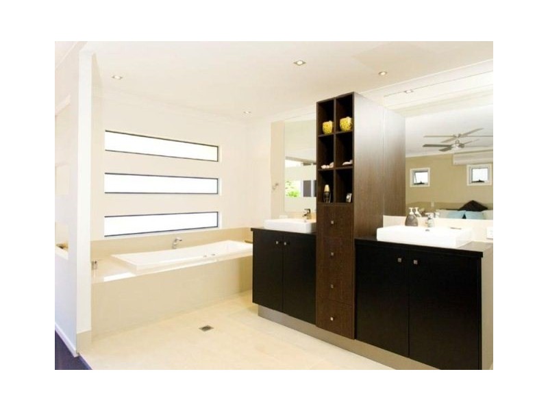 21 Collins Street, Corinda QLD 4075