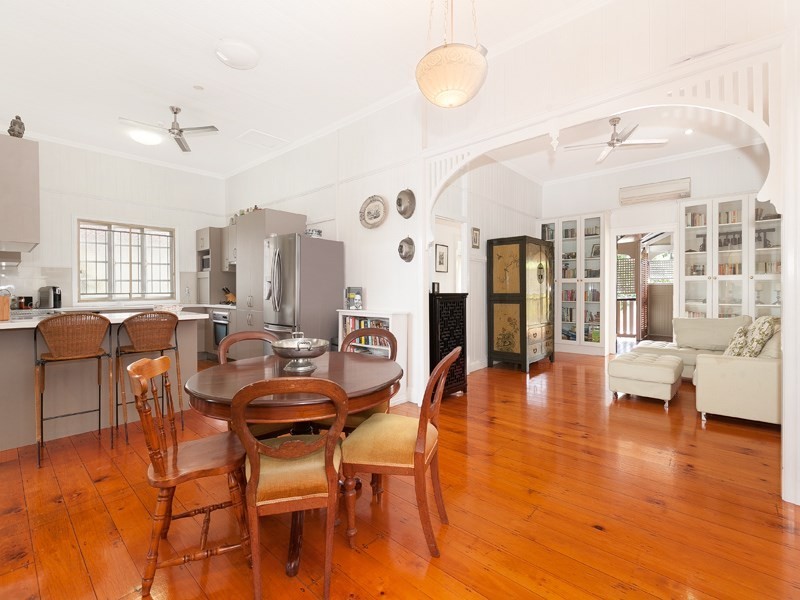 18 Chelmer Street East, Chelmer QLD 4068