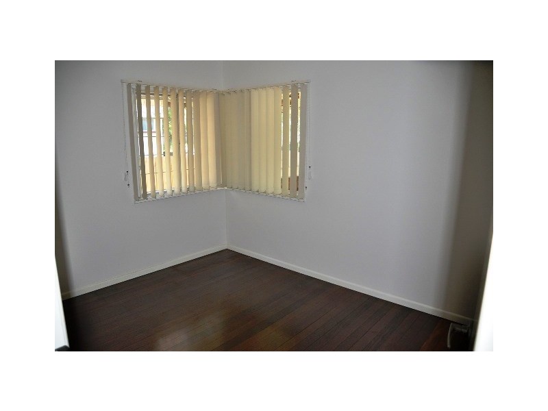 9 Coleman Street, Graceville QLD 4075