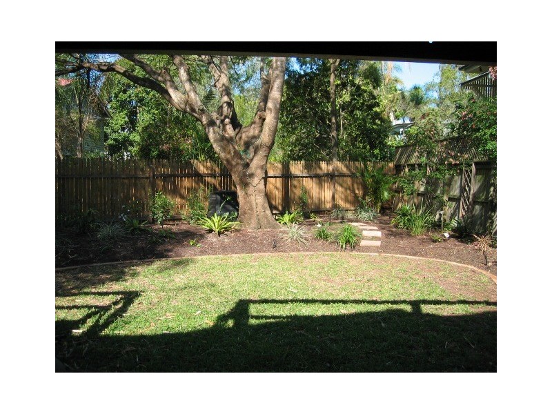 30 Berry Street, Sherwood QLD 4075