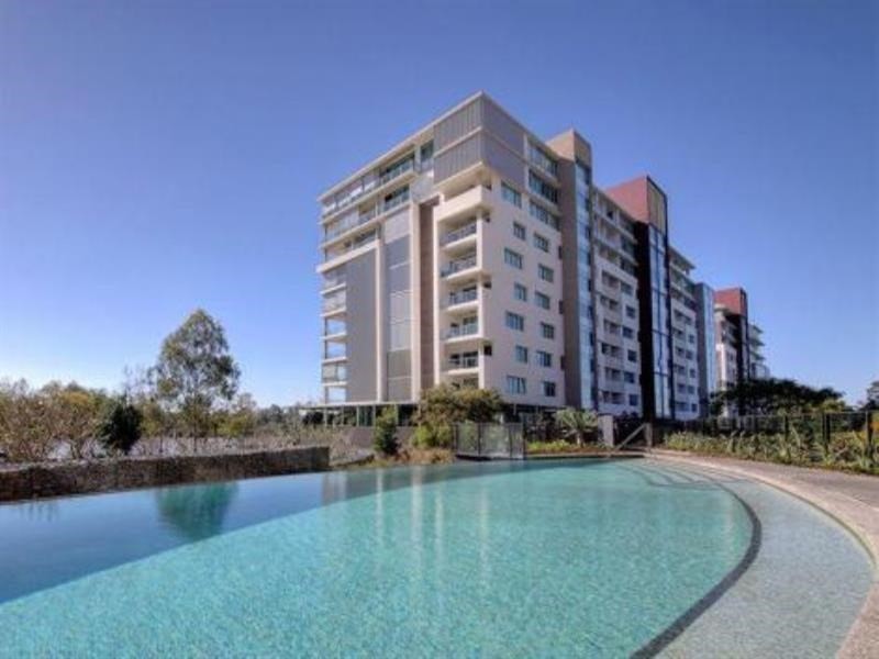 4308/205 King Arthur Terrace, Tennyson QLD 4105