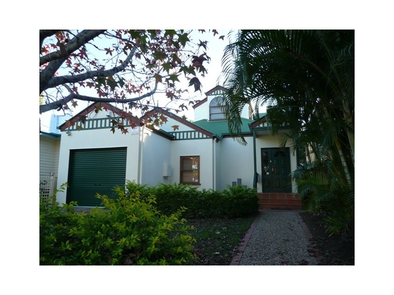 15 Dart Street, Corinda QLD 4075