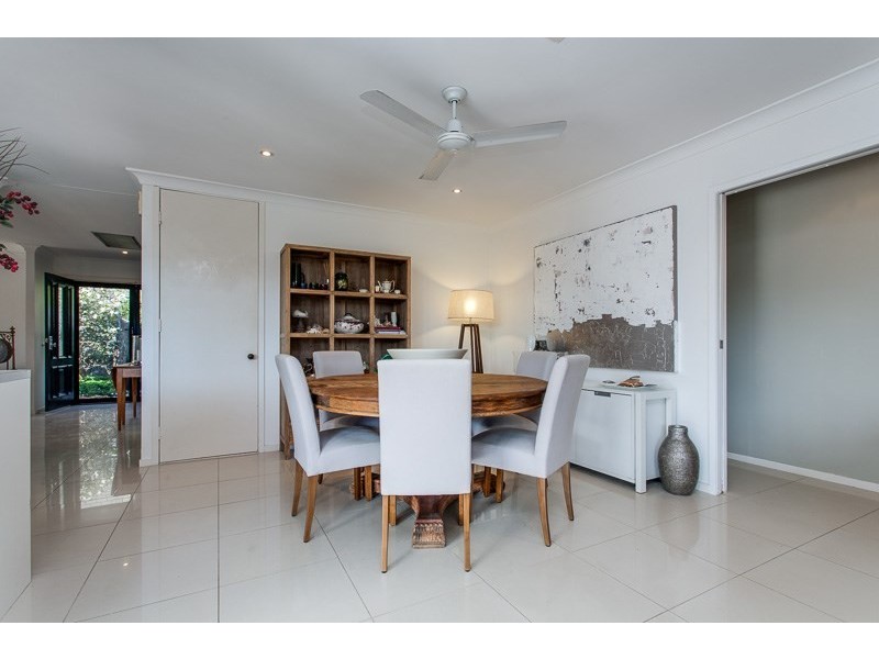 5 Delphin Street, Kenmore QLD 4069