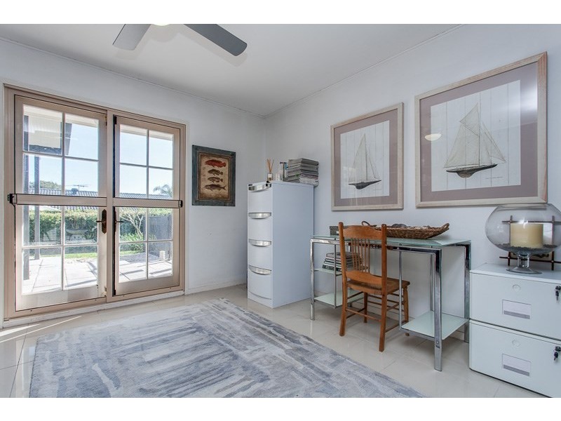 5 Delphin Street, Kenmore QLD 4069