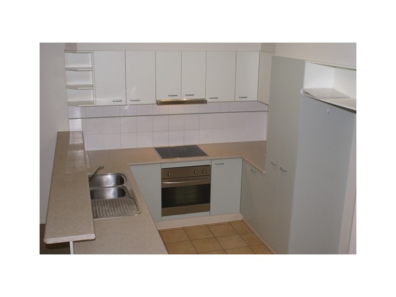 28/300 Cliveden Avenue, Corinda QLD 4075