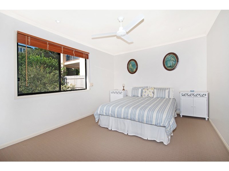 66 Robertson Street, Sherwood QLD 4075