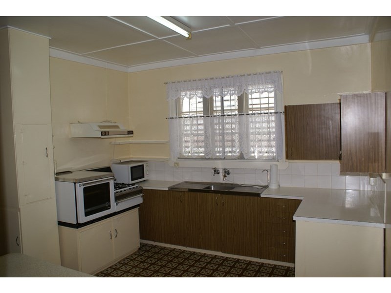 113 Park Terrace, Sherwood QLD 4075