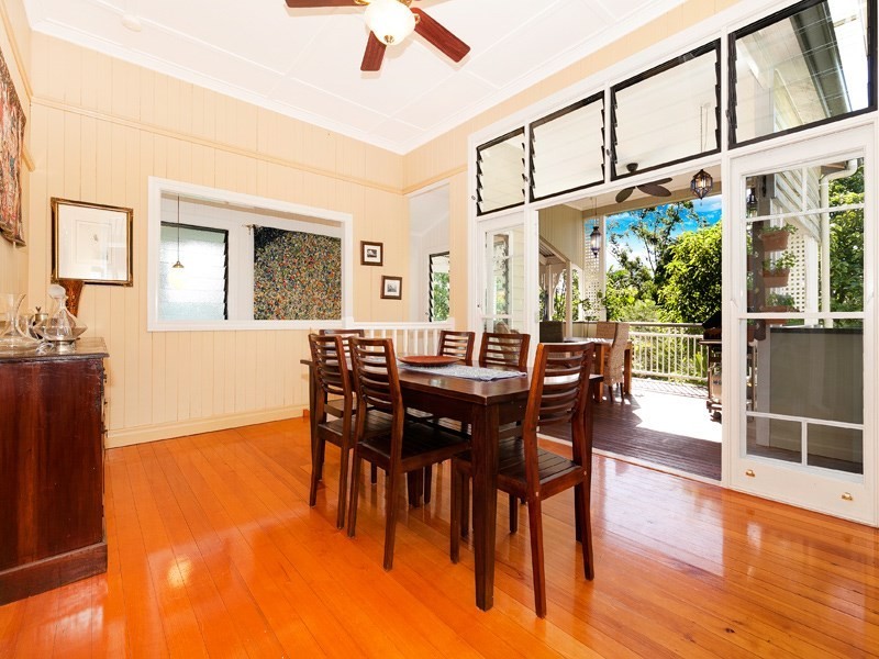 54 Lynne Grove Avenue, Corinda QLD 4075