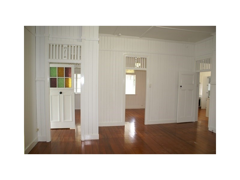 274 Oxley Road, Graceville QLD 4075