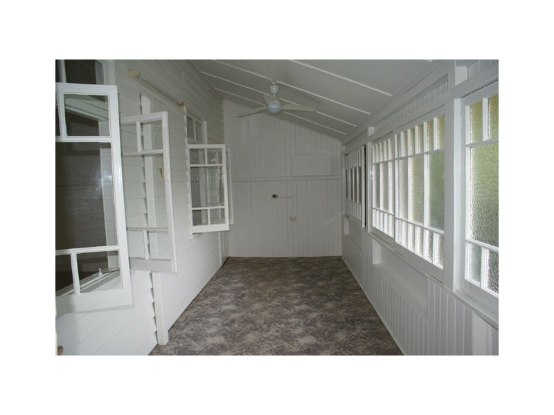 274 Oxley Road, Graceville QLD 4075