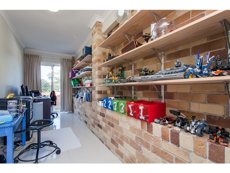 4B Prestwick Street, Oxley QLD 4075