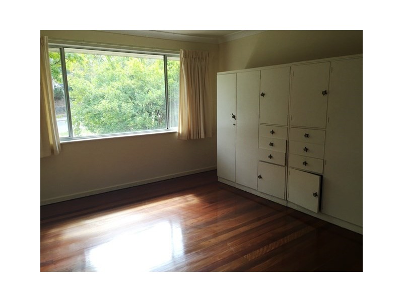 146 Seventeen Mile Rocks Road, Oxley QLD 4075