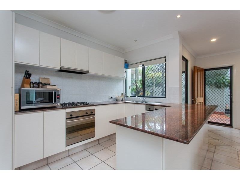 102/32 Maryvale Street, Toowong QLD 4066