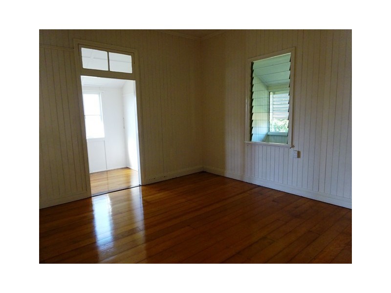 11 Lynne Grove Avenue, Corinda QLD 4075