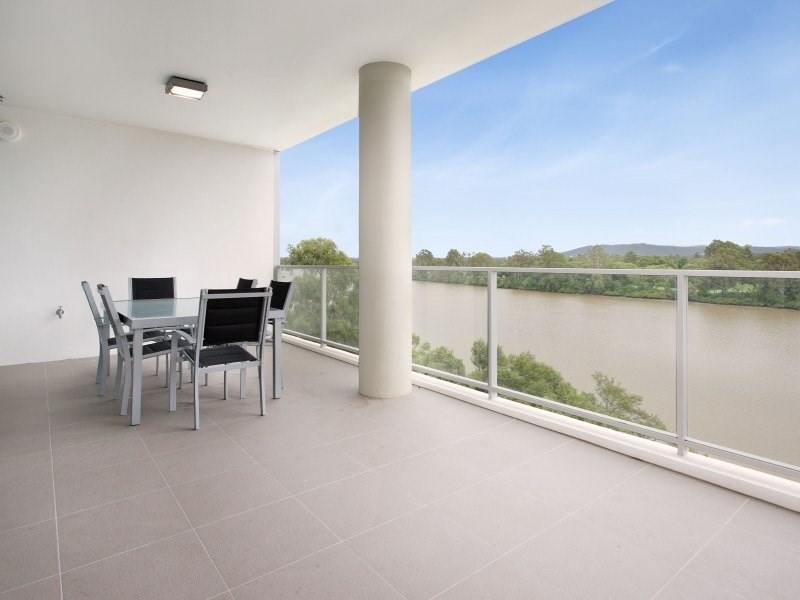 Tennyson QLD 4105