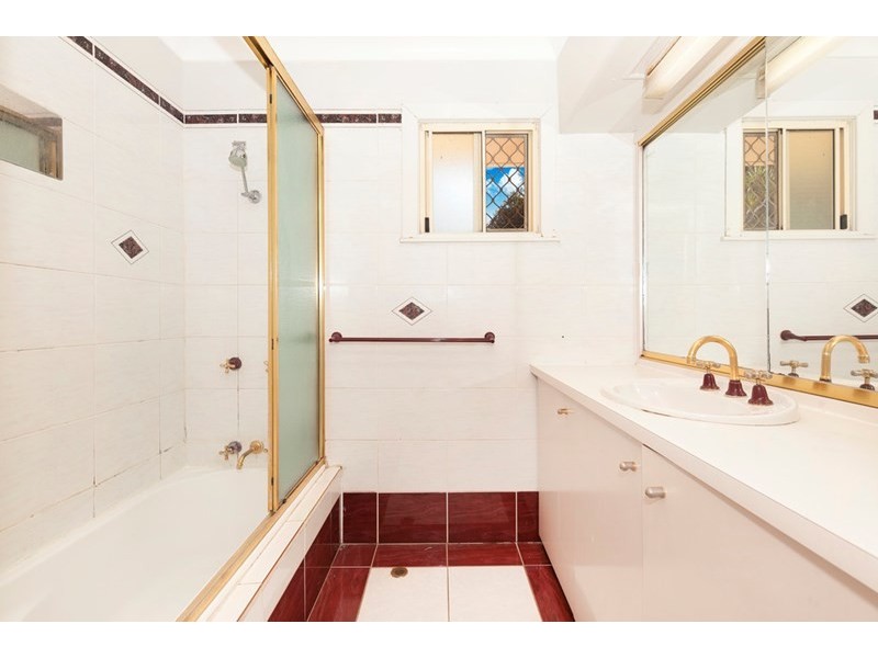 15 Patwin Street, Oxley QLD 4075