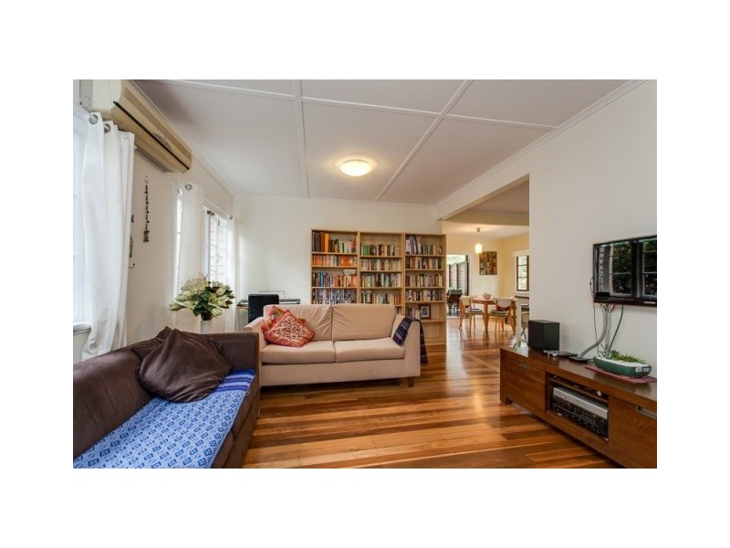 184 Oxley Road, Graceville QLD 4075