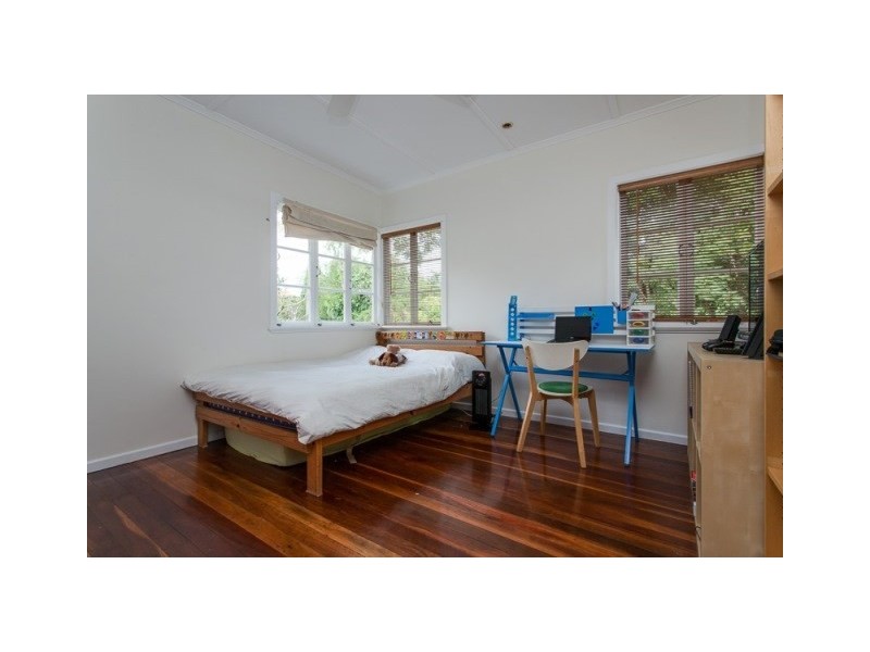 184 Oxley Road, Graceville QLD 4075