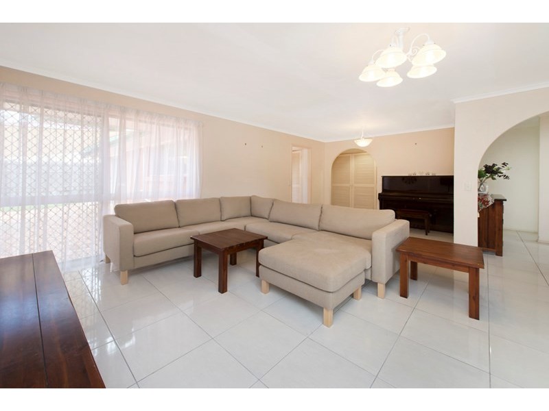 67 Thornburgh Street, Oxley QLD 4075