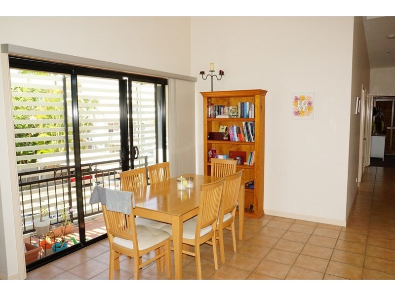 202/32 Maryvale Street, Toowong QLD 4066