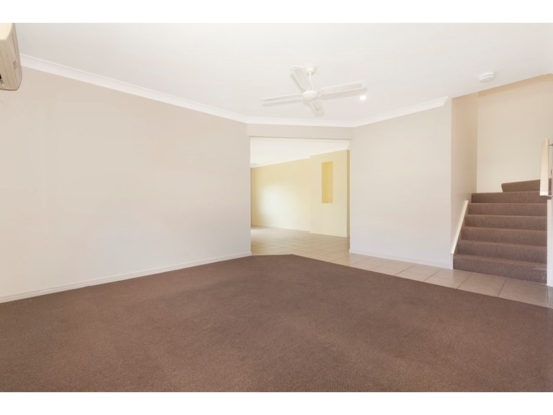 42/100 Oakmont Avenue, Oxley QLD 4075