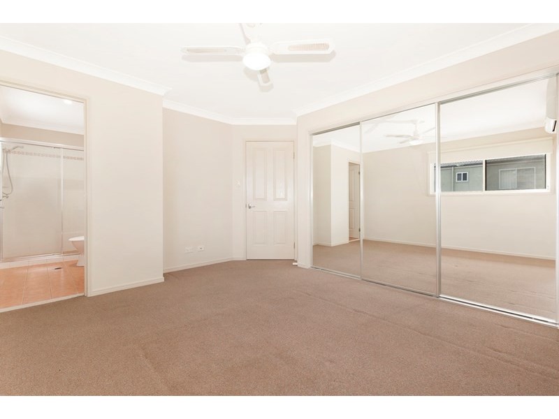 42/100 Oakmont Avenue, Oxley QLD 4075