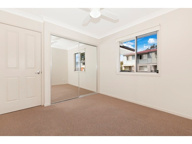 42/100 Oakmont Avenue, Oxley QLD 4075